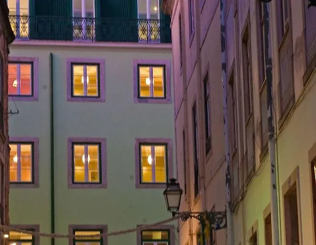Colours Bairro Alto Hotell 4*